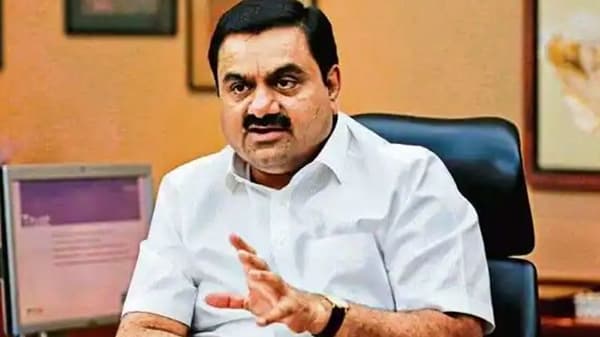 Adani Group बाबत वाईट बातमी, सेबी आणि DRI कडून चौकशी सुरू, प्रकरण थेट संसदेत