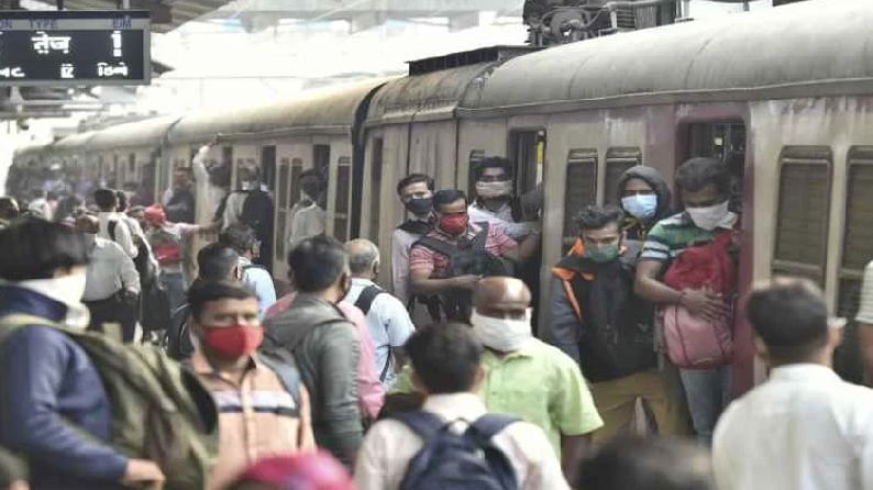 Mumbai Local : मोठी बातमी, मुंबई लोकलवर पुन्हा निर्बंध घालण्याच्या हालचाली