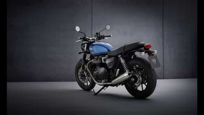 दमदार इंजिन, जबरदस्त फीचर्ससह 2021 Triumph Bonneville Street Twin भारतात लाँच