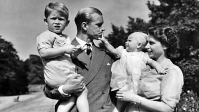 प्रिन्स फिलिप-एक असे राजकुमार जे स्वत:च्या मुलांना स्वत:चे नावही लाऊ शकले नाहीत