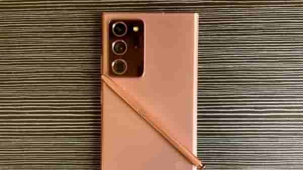 Samsung Galaxy S21 सिरीजमधील स्मार्टफोन्सवर 12000 रुपयांची सूट