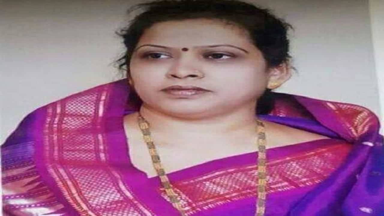 शिवसेनेच्या रणरागिणीला कोरोनाने गाठलं, नाशिकच्या ज्येष्ठ नगरसेविका कल्पना पांडे यांचे कोरोनामुळे निधन