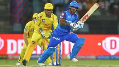 IPL 2021 : शिखर धवनने रचला आयपीएलमध्ये इतिहास, असा कारनामा करणारा एकटाच गब्बर!