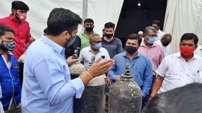 रोहित पवार कोरोना रुग्णांच्या मदतीला सरसावले, मतदारसंघात 300 रेमडिसीविर, 10,000 एन-95 मास्क, 650 बेडची व्यवस्था