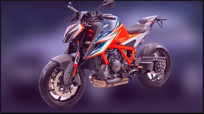 KTM 1290 Super Duke RR पैकी केवळ 500 उत्पादित होणार आहेत, त्यातील काही युरोपमध्ये विक्रीसाठी पाठवण्यात येतील. भारतासाठी केटीएम 1290 सुपर ड्यूक आर च्या उपलब्धतेबद्दल कोणतीही माहिती प्राप्त झालेली नाही.