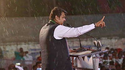 फडणवीसांचा सभांचा धडाका; भाजपलाही पंढरपुरात पावसाच्या चमत्काराची आस!