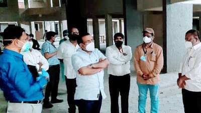 जालन्यातील निवासी शाळेतील विद्यार्थ्यांना तात्काळ घरी पाठवा; राजेश टोपे यांचे आदेश