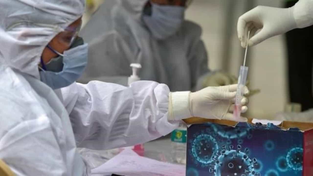 देशात कोरोनाचे 2 लाख 34 हजार 692 नवीन रुग्ण, 1341 जण दगावले