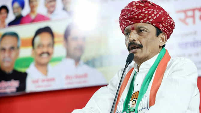 संघर्षशील नेता, कामगारांचा बुलंद आवाज; वाचा, कोण आहेत भाई जगताप?