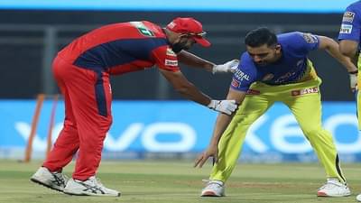 IPL 2021 | सामन्याआधी शमीच्या पाया पडला आणि मैदान गाजवलं, दीपक चहरची अफलातून गोलंदाजी