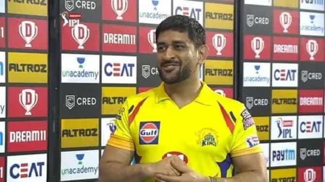 IPL 2021 : धोनीला म्हातारपणाची जाणीव, 200 सामने पूर्ण करताच मोठं वक्तव्य, पाहा व्हिडीओ...