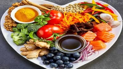 रोगप्रतिकारक शक्ती वाढवण्यासाठी ड्रायफ्रुट्स, मासे, चिकन, सोयाबीन आणि पनीर खाणे फायदेशीर !