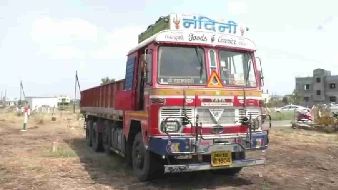 ज्या लेकीचं ट्रकवर नाव तिच्याच अंगावरुन ट्रक चालवला, दोन्ही मुलींना संपवणाऱ्या बापाचीही आत्महत्या, महाराष्ट्र हादरला