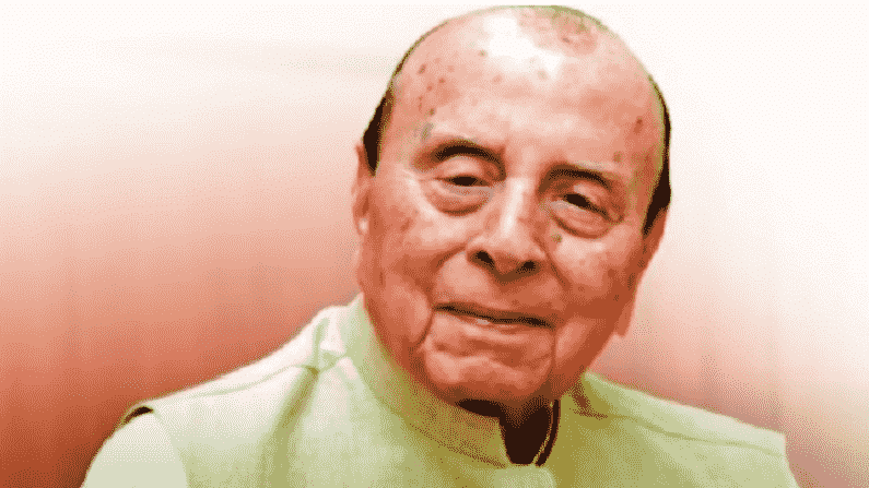 दिवंगत उद्योगपती शाह आलम खान यांनी हैदराबादेत उद्योग विश्वात मोठं नाव कमवलं आहे. त्यांच्या शैक्षनिक संस्थांमुळे अल्पसंख्ंयाक समाजाला चांगला फायदा झाला. त्यामुळे त्यांचं हैदराबादेत आदराने नाव घेतलं जातं. 