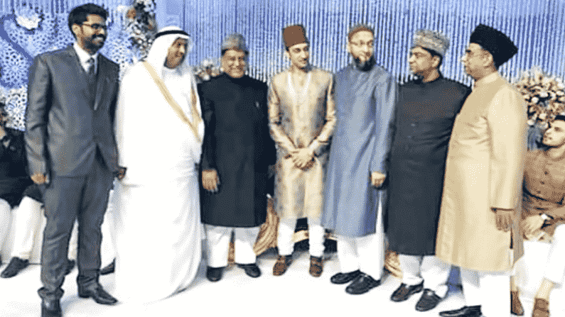 खान कुटुंबाने हैदराबादेत गोळकोंडा सिगरेड फॅक्ट्रिची सुरुवात केली होती. तसेच बरकत खान यांचे वडील आणि ओवेसी यांचे व्याही हे दुग्ध आणि वाटिका व्यवसाय पाहतात. तर त्यांचे भाऊ हे मास्टरशेफ आहेत. 