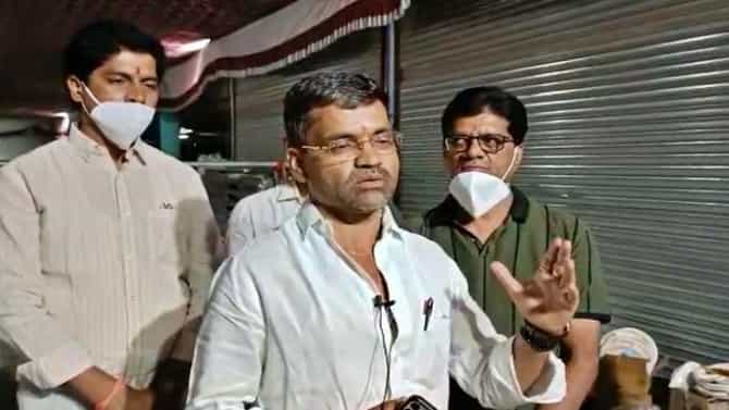 मी वाचाळवीर नाही, तर शब्दाचा पक्का, आमदार लंकेंनी ग्रामपंचायत निवडणुकीतील शब्द पाळला