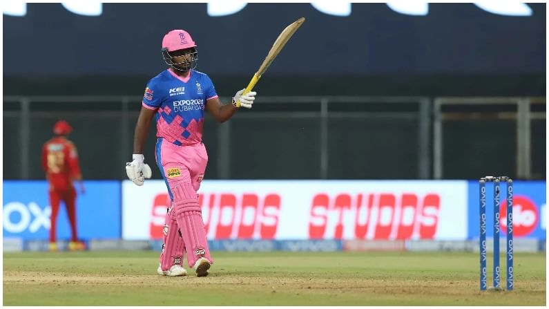 राजस्थानचा कर्णधार संजू सॅमसनने कोलकाता विरुद्ध सर्वाधिक 205 धावा केल्या आहेत. तर श्रेयस गोपाळने कोलकाताच्या सर्वाधिक फलंदाजांना बाद केलं आहे. 