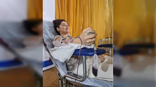 अभिनेत्री तेजस्विनी पंडित सध्या सोशल मीडियावर मोठ्या प्रमाणात सक्रिय असते. नुकतंच तिनं सोशल मीडियावर एक पोस्ट शेअर केली आहे. तिची ही पोस्ट सर्वांचं लक्ष वेधून घेत आहे.