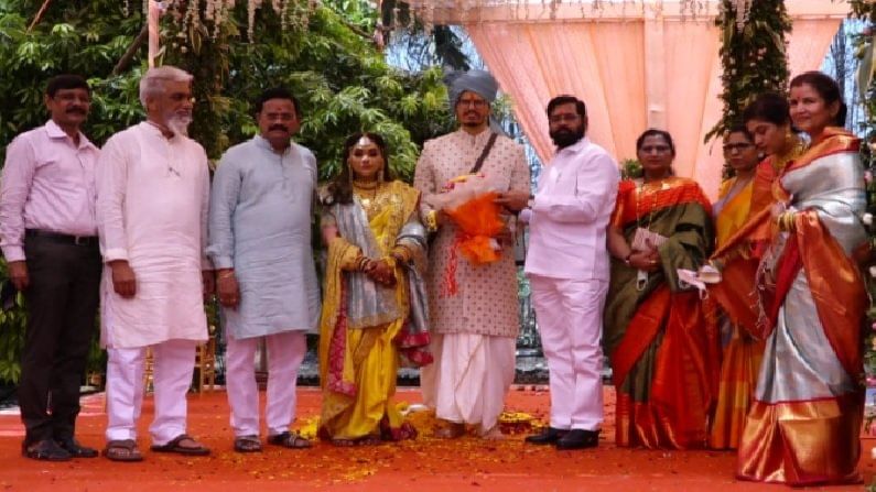 कृषीमंत्री दादा भुसेंच्या मुलाचं शिवसेना खासदाराच्या कन्येशी लग्न, गुपचूप लगीन उरकलं!