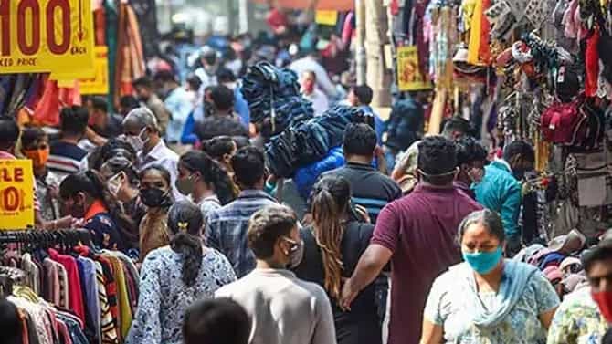 मे महिन्यापासून लाट ओसरणार?; पण तरीही या गोष्टी कराव्याच लागणार