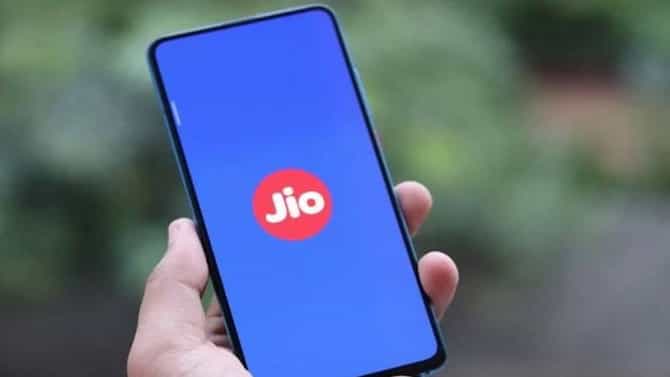 Jio कडून 41 कोटी युजर्सला अलर्ट, मोफत मिळण्याच्या अमिषाने ही चूक करु नका, नाहीतर मोठा भुर्दंड