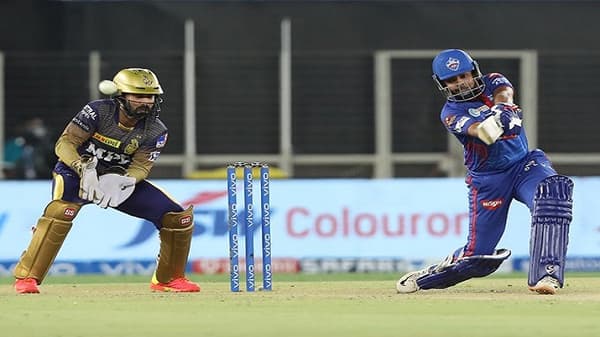 IPL 2021, Prithvi Shaw | पृथ्वी शॉचा धमाका, पहिल्याच ओव्हरच्या 6 चेंडूत फटकावले 6 चौकार