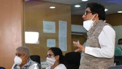 आधी केंद्राची नोटीस, नंतर निवृत्ती, त्यानंतर थेट CMच्या मुख्य सल्लागारपदी; एका IAS अधिकाऱ्यासाठी ममतादीदींची केंद्रावर कुरघोडी