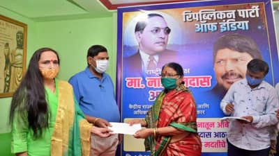 लोककलावंतांना प्रत्येकी 10 हजारांची मदत द्या, रामदास आठवले यांची ठाकरे सरकारकडे मागणी