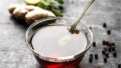 कोरोनापासून वाचण्यासाठी रोगप्रतिकारक शक्ती वाढवायचीय, हा काढा नक्की प्या...