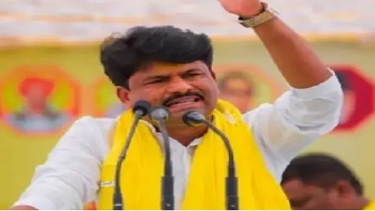 बिंदू नामावलीनुसार धनगर समाजातील विद्यार्थ्यांना जागा द्या, अन्यथा रस्त्यावर उतरून आंदोलन करु, पडळकरांचा इशारा