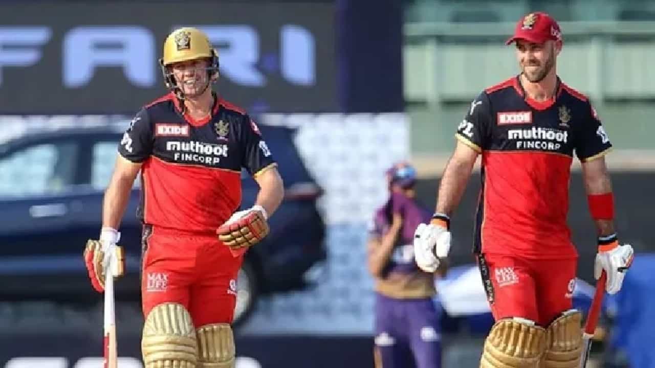 IPL 2021 : आयपीएल स्थगित, कोणकोणते विदेशी खेळाडू भारतात अडकलेत?, वाचा संपूर्ण यादी....