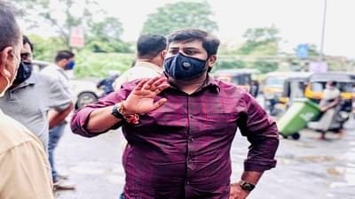 कल्याणमधील शिवसेनेचे ख्यातनाम नगरसेवक दीपेश म्हात्रे महापालिका आयुक्तांच्या भेटीला, दिव्यांगांसाठी महत्त्वपूर्ण मागणी