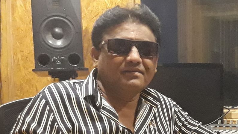 पुण्यातील भिंती रंगवल्या, आंदोलने, राडेही केले, आज गायक म्हणून लोकप्रिय!; वाचा, राहुल शिंदेंचे किस्से पुण्यातील भिंती रंगवल्या, आंदोलने, राडेही केले, आज गायक म्हणून लोकप्रिय!; वाचा, राहुल शिंदेंचे किस्से
