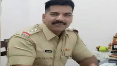 Daya Nayak Transferred : एन्काऊंटर स्पेशालिस्ट दया नायक साईडलाईन, थेट गोंदियात बदली