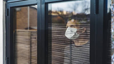 कोरोनाची लक्षणे जाणवल्यास घरीच उपचार कसे कराल?; केंद्रीय आरोग्य विभाग म्हणतंय हे करा!