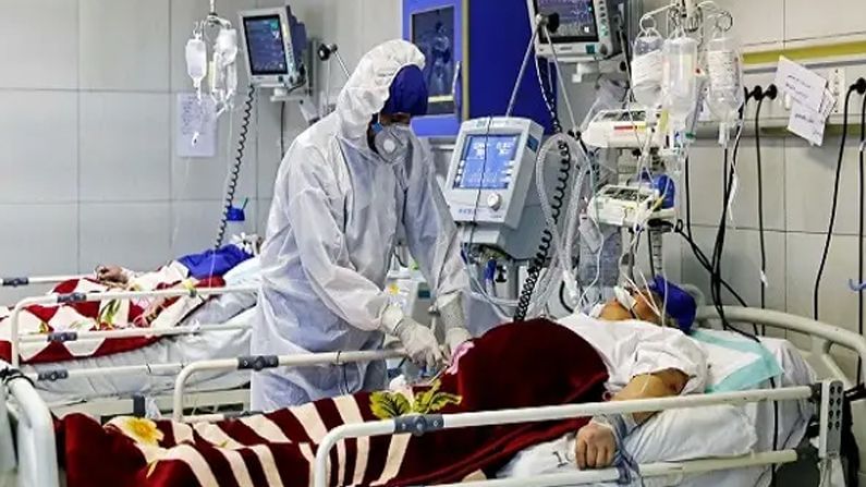 नातेवाईकांचा कोरोना रुग्णांसोबत रुग्णालयातच मुक्काम; औरंगाबादमध्ये खळबळ