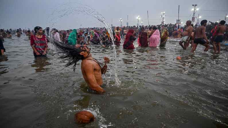 Bhaumvati Amavasya 2021 | कर्जातून मुक्तता हवी असल्यास भौमवती अमावस्येला 'हे' उपाय करा Bhaumvati Amavasya 2021 | कर्जातून मुक्तता हवी असल्यास भौमवती अमावस्येला 'हे' उपाय करा
