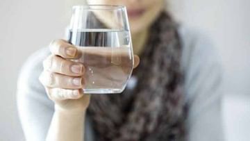पाणी आरोग्यासाठी चांगलेच, मात्र दिवसभरात किती ग्लास पाणी प्यायचे? जाणून घ्या तज्ज्ञांचा सल्ला