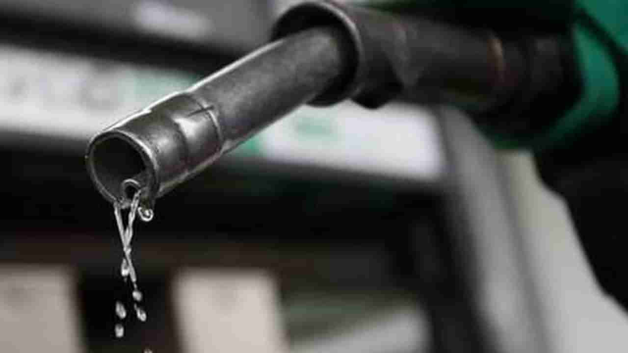 भारतात पेट्रोल शंभरी पार, मात्र या देशात लिटरचा भाव अवघे दीड रुपये