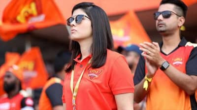 कोरोनाविरुद्धच्या लढाईत सनरायझर्स हैदराबाद मैदानात, आतापर्यंतची सर्वात मोठी मदत जाहीर