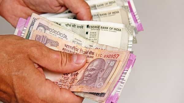 कोरोना काळात असे करा पैशांचे नियोजन करा