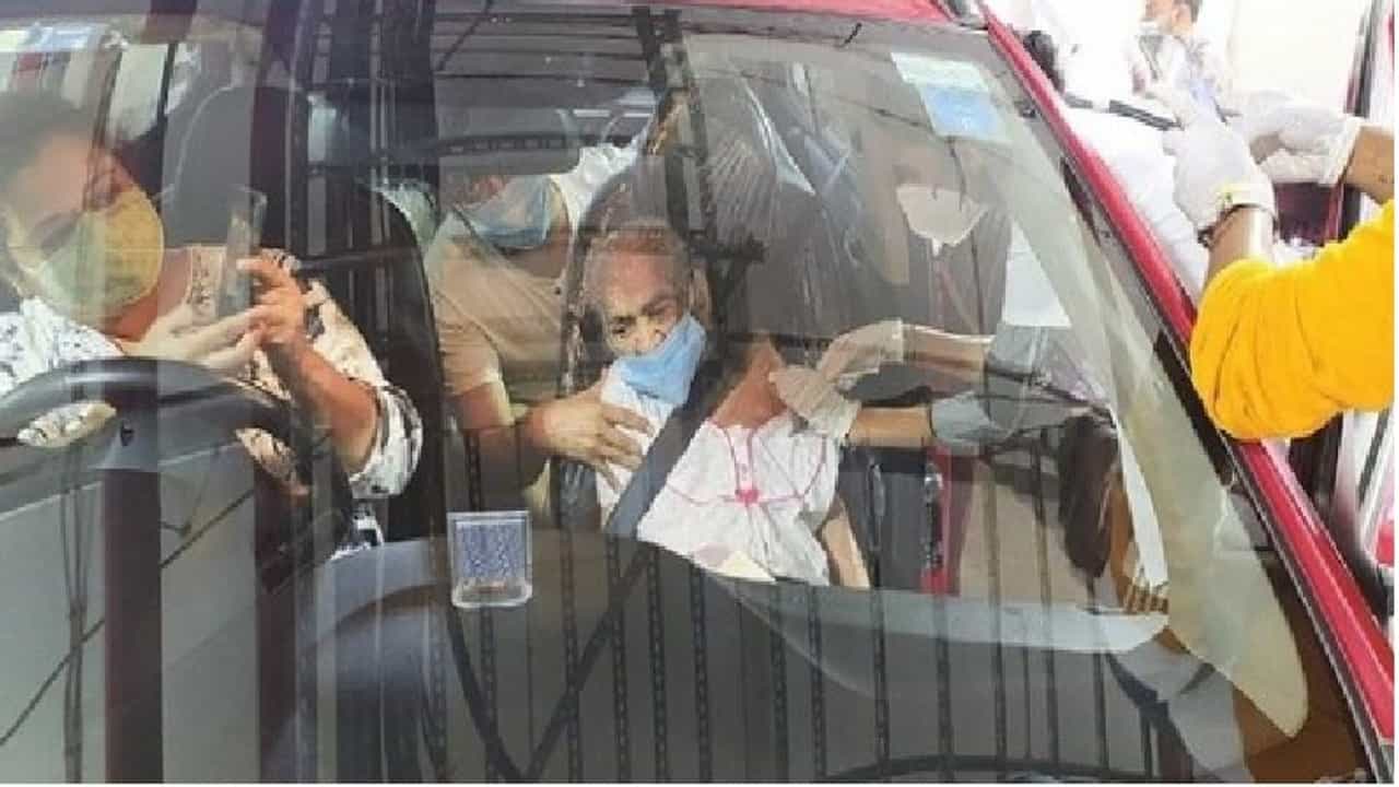 Thane Drive in Vaccine | ठाण्यातही ड्राईव्ह इन लसीकरण केंद्र, कुठे सोय? नियम आणि अटी काय?
