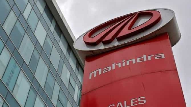 कोरोना काळात कार मेंटेनन्सचं टेन्शन विसरा, Mahindra ने गाड्यांची फ्री सर्व्हिसिंग मुदत, वॉरंटी वाढवली