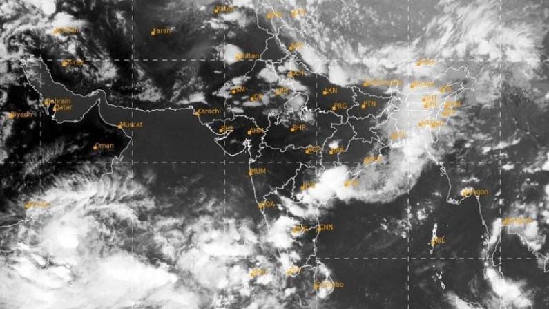 मुंबईवर 'या' 2 दिवशी 'तौत्के' चक्रवादळाचं संकट, बीएमसी आयुक्तांचे सतर्कतेचे आदेश