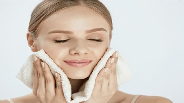 मसूर डाळ आणि दुधाचा फेसपॅक चेहऱ्याला लावा आणि चेहऱ्याच्या सर्व समस्या दूर करा!