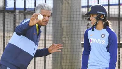 महिला क्रिकेट संघाच्या प्रशिक्षकपदावरुन हटवल्यानंतर रमण आक्रमक, गांगुली-द्रविडला लिहिलं सणसणीत पत्र, मोठा वाद होण्याची शक्यता!