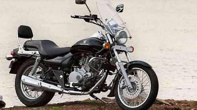 अवघ्या 42 हजारात खरेदी करा 1.45 लाखांची Bajaj Avenger 220