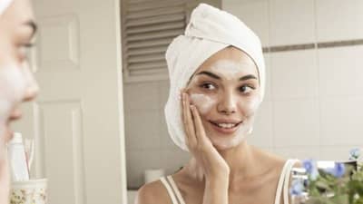 Skin Care : बदाम तेल आणि नारळ तेल त्वचेसाठी गुणकारी, वाचा याबद्दल अधिक !