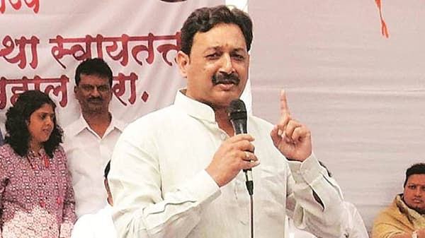 मराठा आरक्षणाचा प्रश्न सरकारनं हाती घ्यावा, प्रश्न एका तासात निकाली लागू शकतो : संभाजीराजे छत्रपती