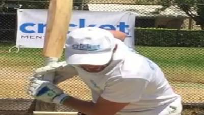 9 वर्षांत 4 डाव खेळला, चारही डावांत धडाकेबाज शतकं, तोच संयमी पण तितकाच आक्रमक बॅट्समन कोण?